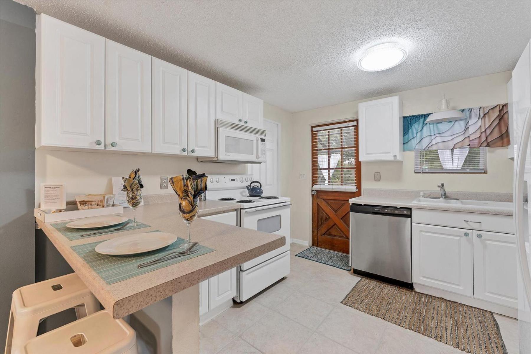 Beach Cottage With Heated Pool Just Off Siesta Key Sarasota Dış mekan fotoğraf