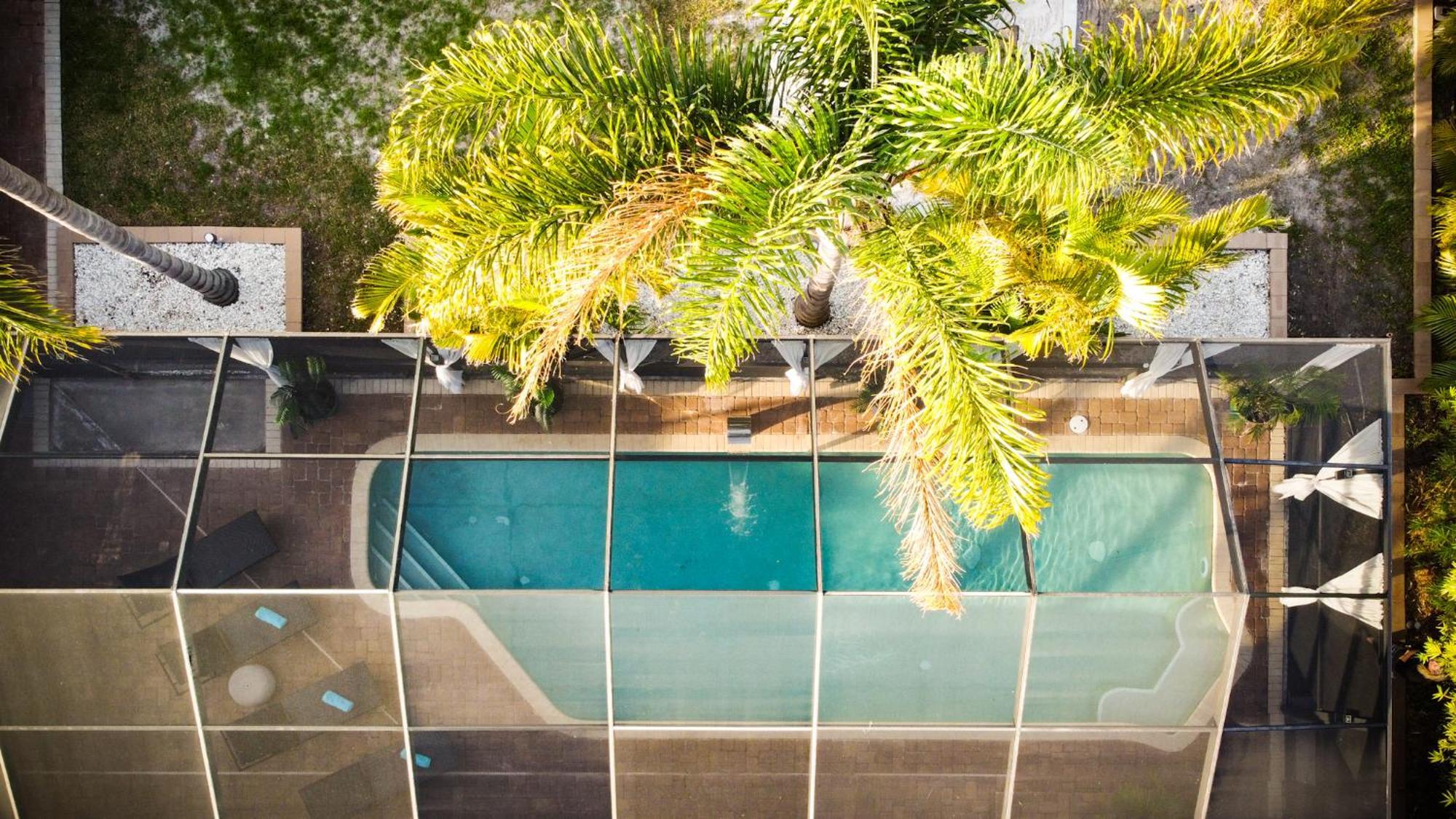 Beach Cottage With Heated Pool Just Off Siesta Key Sarasota Dış mekan fotoğraf